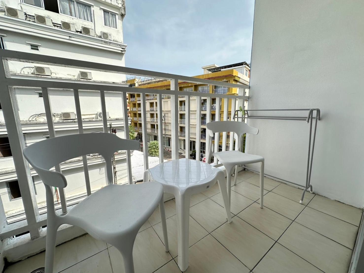 Khách sạn Baya Phuket 3*